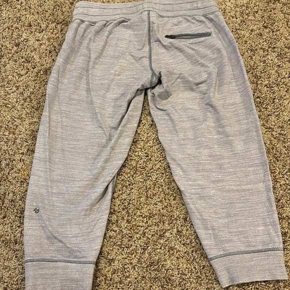 Lululemon Capri Joggers - Picture 3 of 4